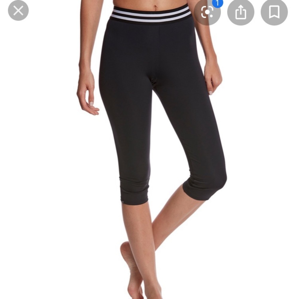 Onzie Elastic Yoga Capri